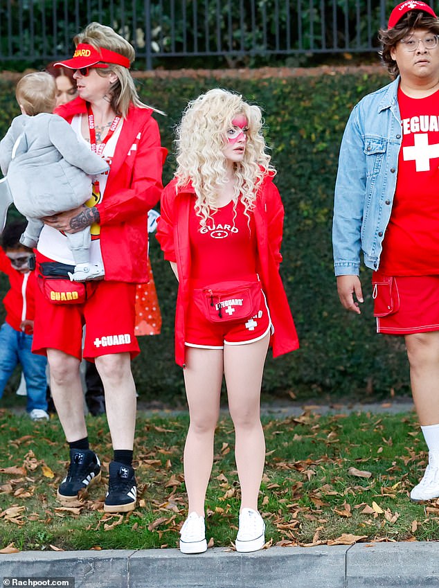 Kelly Osbourne shows off dramatic weight loss going trick or treating with her son in LA amid Ozempic rumors