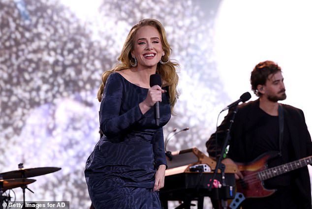 Adele flashes engagement ring from fiancé Rich Paul while performing at Las Vegas residency