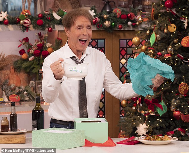 Scientists reveal the formula for the perfect GRAVY – as Sir Cliff Richard claims his recipe is the ‘greatest in the world’