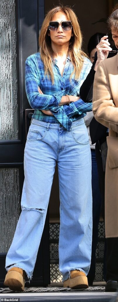 Tense Jennifer Lopez house hunts again while $68M mansion she bought with Ben Affleck languishes on market