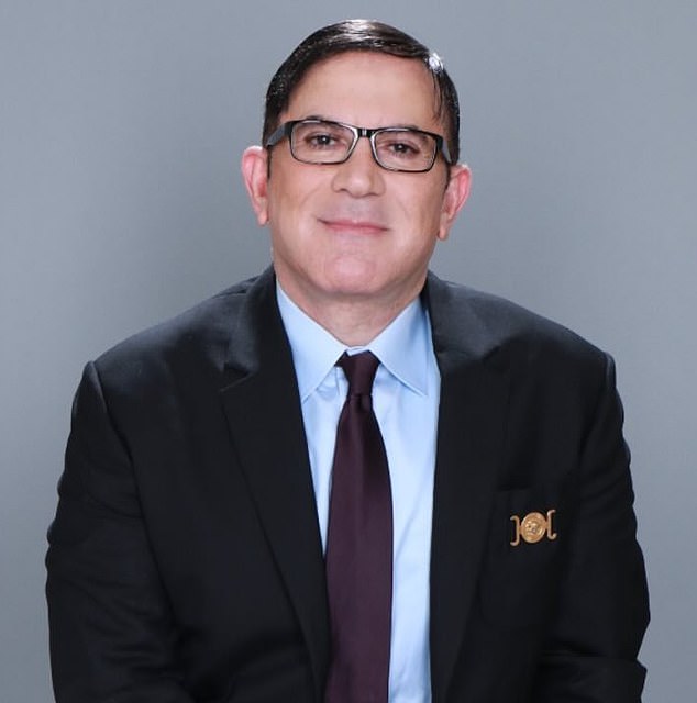 I’m a longevity doctor – here are the supplements I recommend to reverse aging