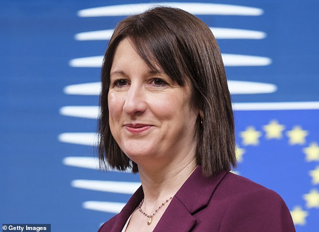 High Street sheds 225,000 jobs in just five years: Reeves urged to reform business rates to arrest decline