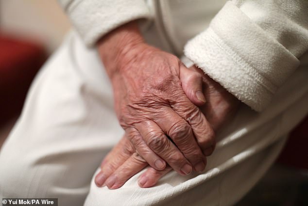 The symptoms of dementia families are being urged to look out for this Christmas