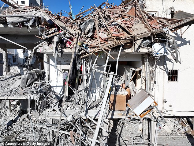 Thousands of Brits trapped in Middle East war zone: Israel admits evacuation flights are impossible while bombardment of Iranian missiles and drones continues