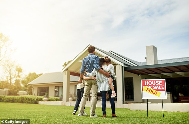 Exact amount you need to earn for a ‘minimum quality of life’ in America revealed… and the percentage who do