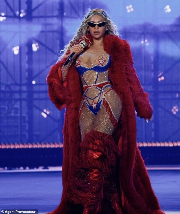 Beyonce makes sexy move of wearing skimpy lingerie on stage… but all is not what it seems