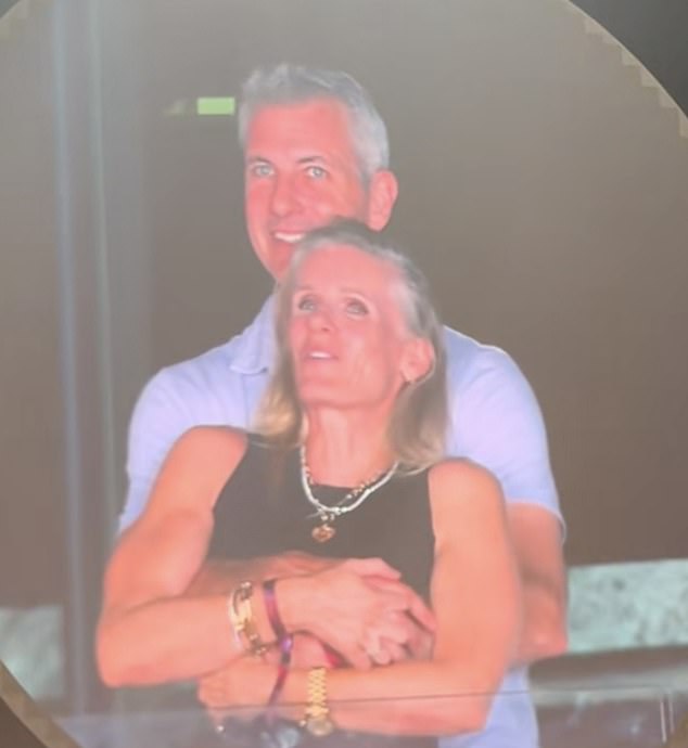 Shocked Astronomer CEO’s stunned words as he was caught on Coldplay kisscam cuddling his HR director