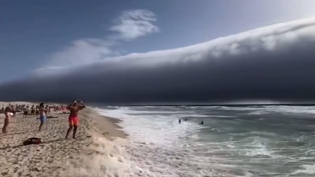 What is a ‘roll cloud’? Experts explain the bizarre weather phenomenon behind tsunami-like wall of cloud over Portugal