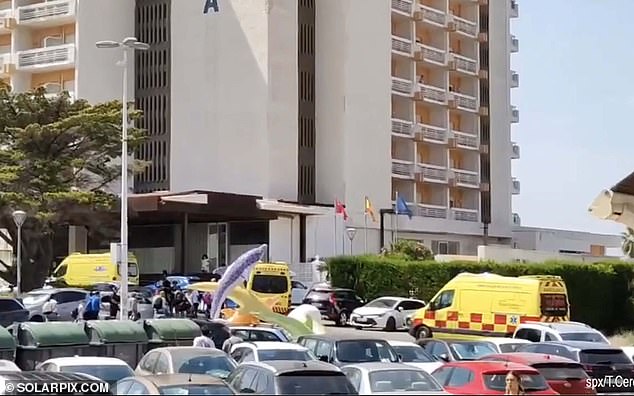 Spanish hotel ‘salmonella outbreak’ probe focuses on two lunchtime buffet meals after 100 tourists were struck down including heavily pregnant woman now in ‘delicate’ condition