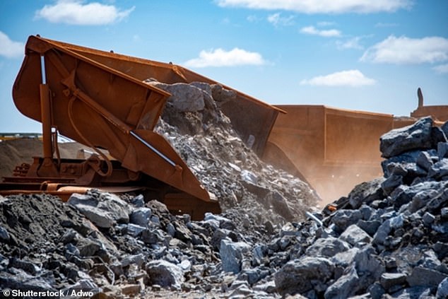 SMALL CAP MOVERS: Bumper week for London’s mining minnows